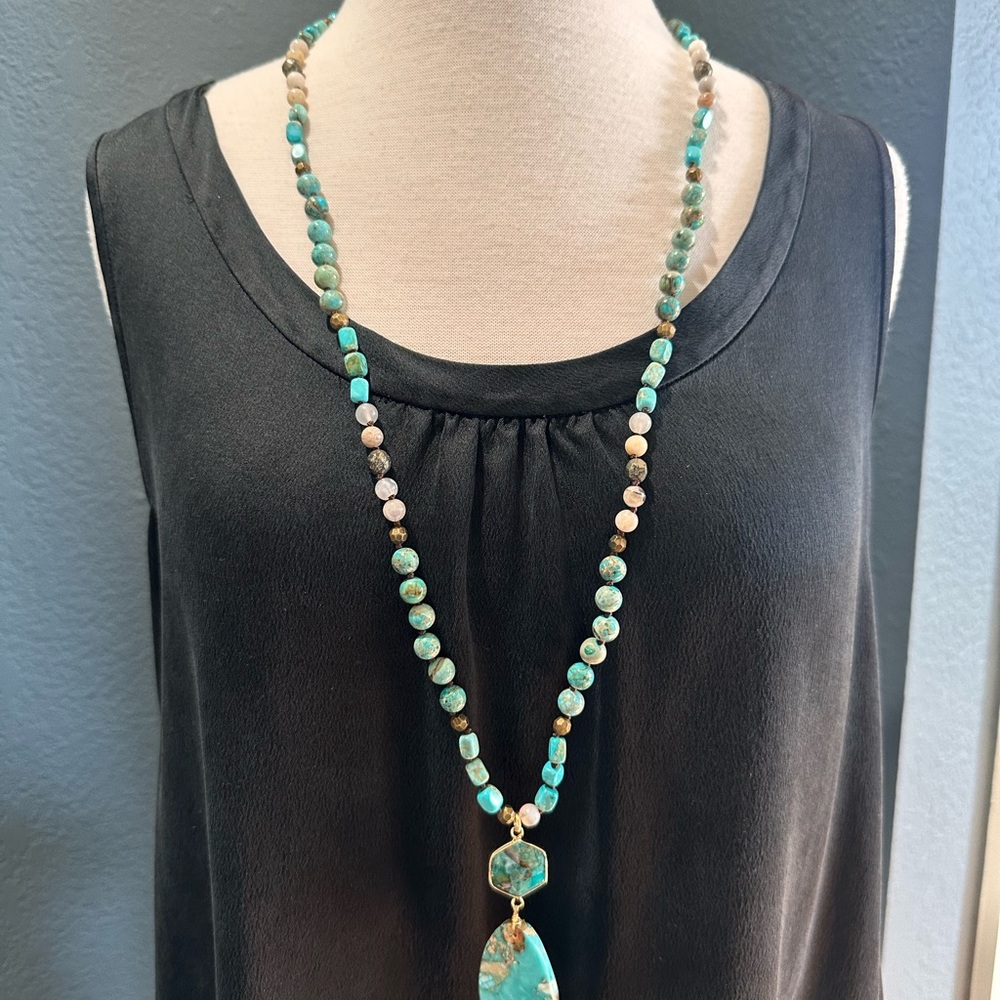Turquoise Beaded Necklace